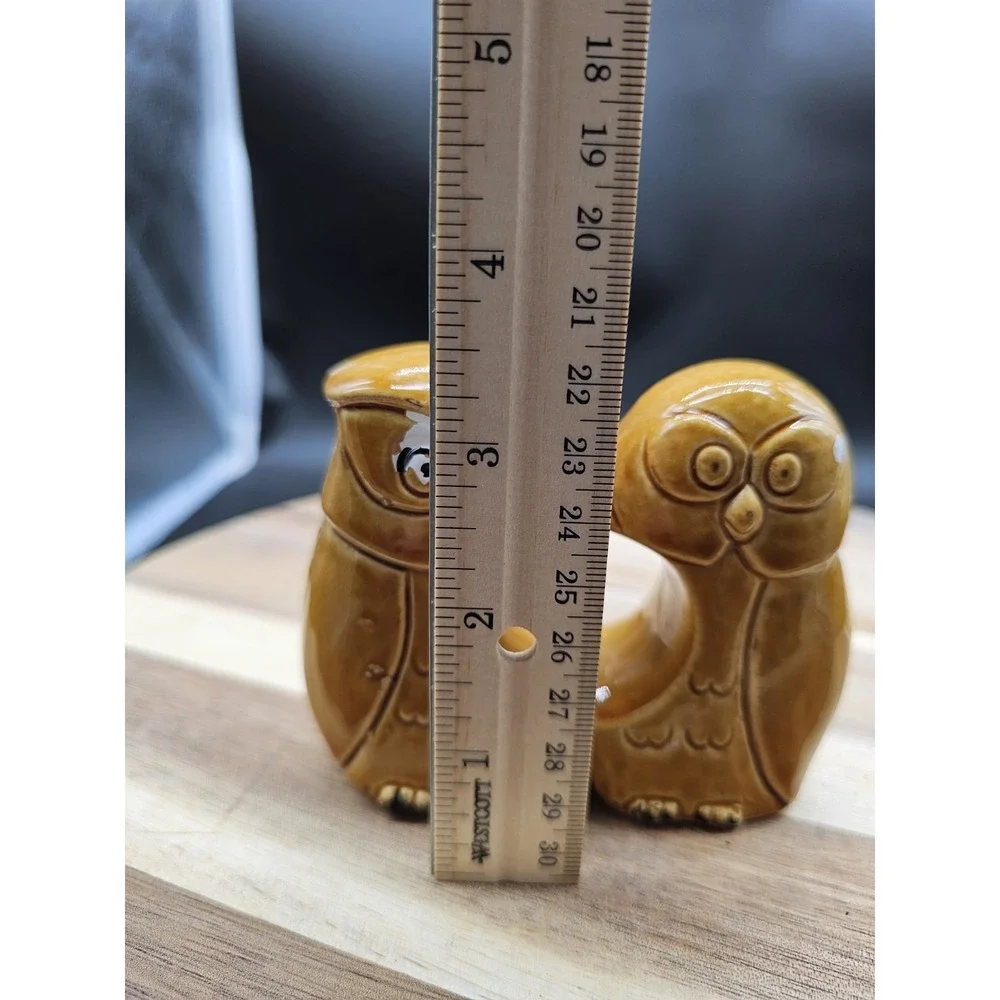 Vintage Owls Joined Pair Salt & Pepper Shaker Made In‎ Japan Some Paint Wear